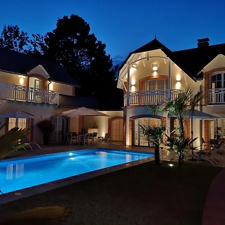 酒店 拉瑞维里住宿加早餐旅馆 波尔尼克