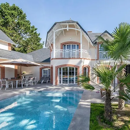 拉瑞维里住宿加早餐旅馆 酒店 *