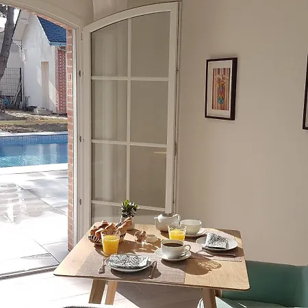 酒店 拉瑞维里住宿加早餐旅馆